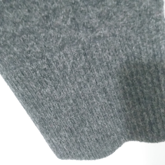 Banana Republic S Gray Wool Pullover Sweater - Picture 5 of 7
